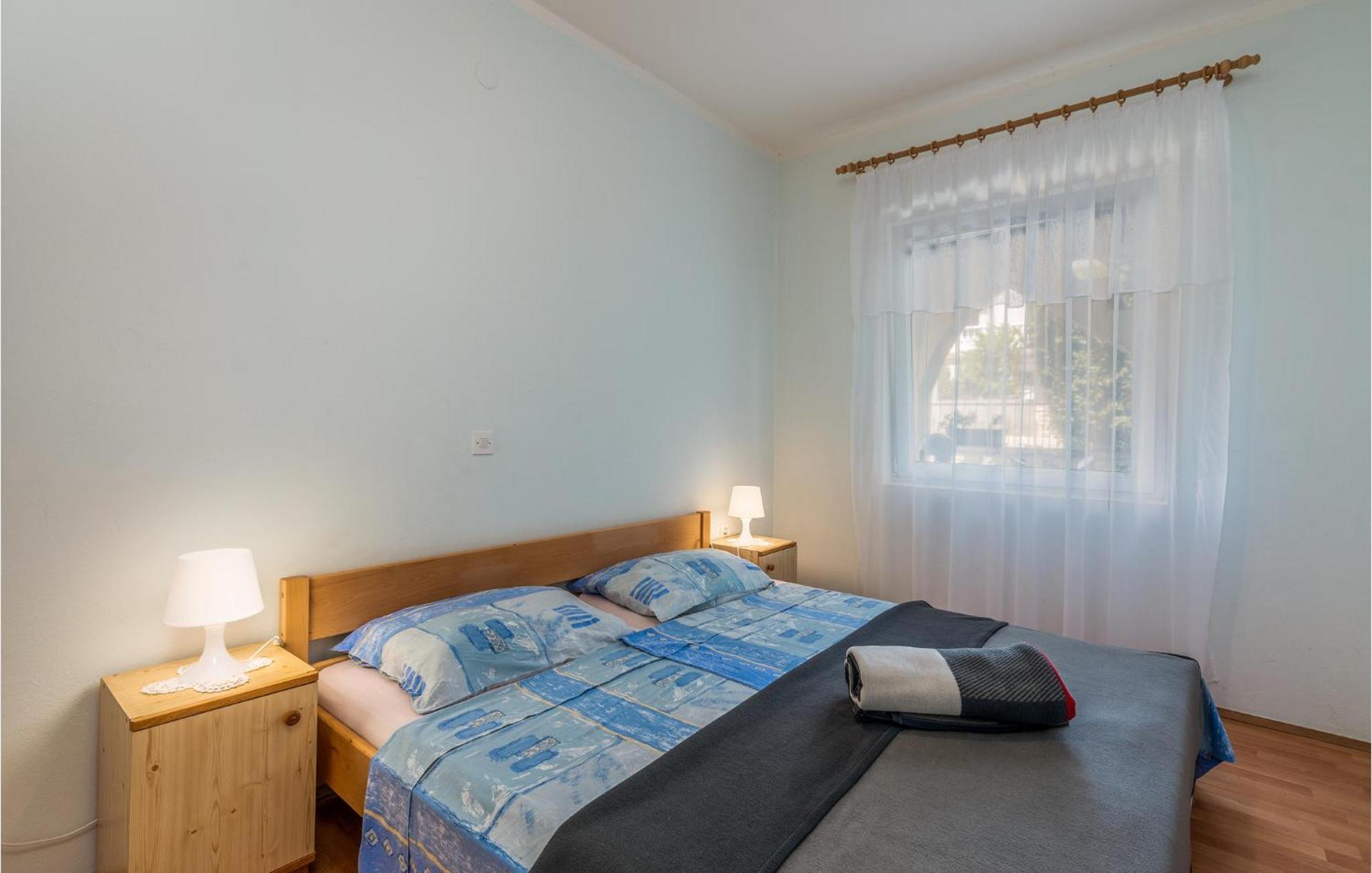 Beautiful Apartment In Pinezici With Wifi Eksteriør bilde